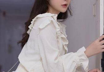 秀人网 – 媃柔rourou说，秘密在她的写真里，等你下载去探险。