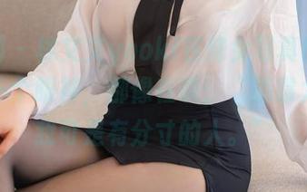 秀人网 – 林文文yooki在修女写真图集中的每一个眼神，都像在说：“别靠太近，我可是有分寸的人。”