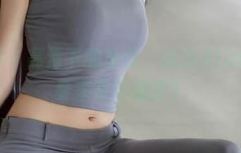 秀人网 – 高清下的女仆，白白Alina要不要来点小调皮？