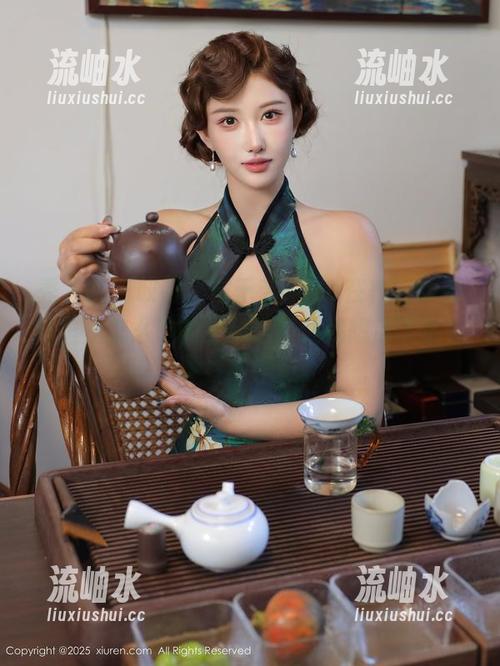 秀人网-童千艺cara 秀人网 - 哎呀,童千艺cara在校园的美图里是怎么选的?精选得让我想起了那种青春的悸动。