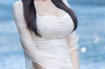 秀人网 – 壁纸界的女王！赤间菀枫御姐写真，颜值在线让我目不转睛。