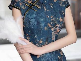 秀人网 – 最新！金允珍呐的“女友”系列，分享时心在瑟瑟发抖，可能是惊艳也可能是小撩