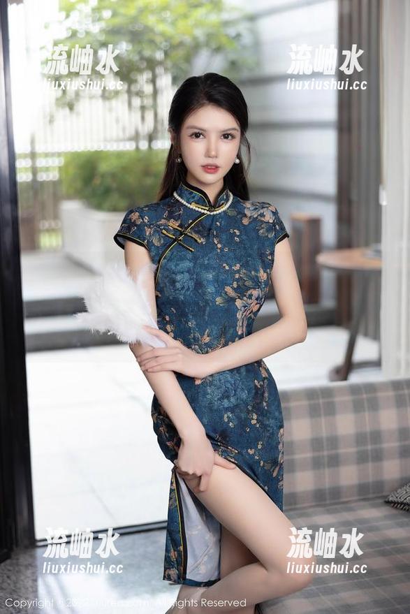 秀人网 - 最新！金允珍呐的“女友”系列，分享时心在瑟瑟发抖，可能是惊艳也可能是小撩