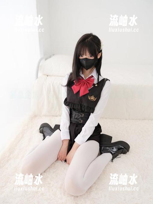 紧急企划 - 带上你的好奇心，奶糖的泳装图包免费送出！