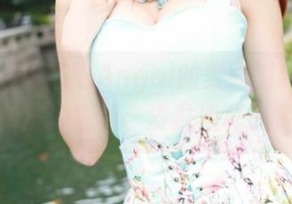 美媛馆 – 田芯娜Angel的柔弱清纯写真图册：洗净铅华，皮肤照样光滑！