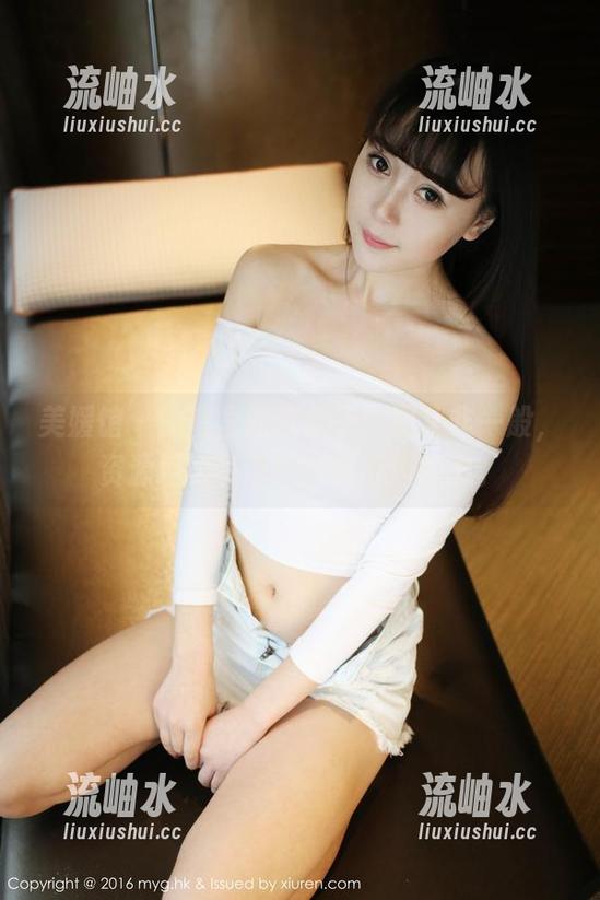 美媛馆 - 教室里的软软子：图集非一般，资源堪比补习班的神奇超能力。
