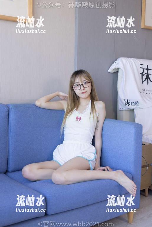 袜啵啵-小甜豆 袜啵啵 - 小甜豆告诉你:连体泳衣也能满足你的美图欲望,图包支援!