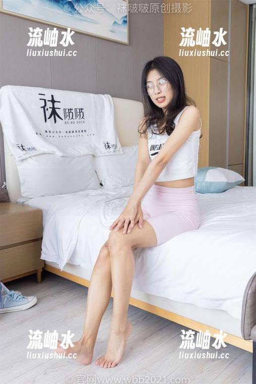 袜啵啵-稚予 袜啵啵 - 开启稚予的私房篮球时光:AJ鞋带你飞!