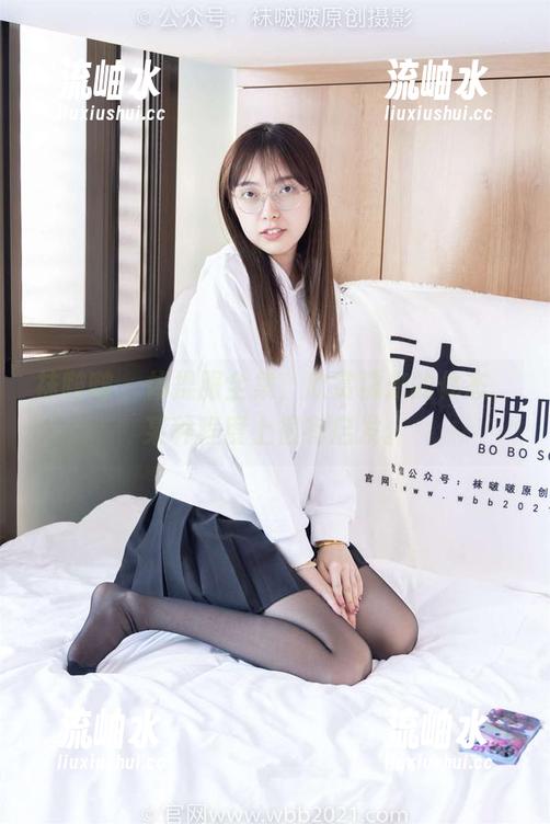 袜啵啵-糯米 袜啵啵 - 体操服全集,欣赏糯米的体态,某种程度上很有启发。