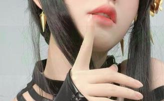 来瞧瞧，趴趴捣蛋陌的新作，满足你的好奇心——喜多川海梦？