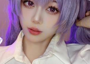 看阿九从不咕咕的毛衣写真，总让我想起烦人的网盘限速。