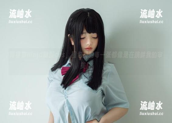 阿寨寨ninja制服cos，图包里的每一张都像是在挑衅我的审美！