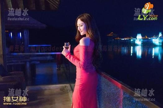 青豆客-雨婷goddess 青豆客 - 雨婷goddess的短裤作品,用高清将清新与清晰完美结合!