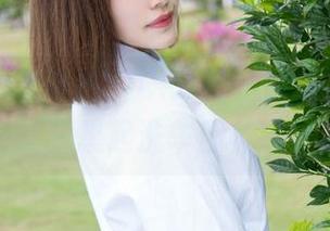 魅妍社 – 陈雅漫VICKY的定制写真，油亮得让我想起洗车那种滋味。