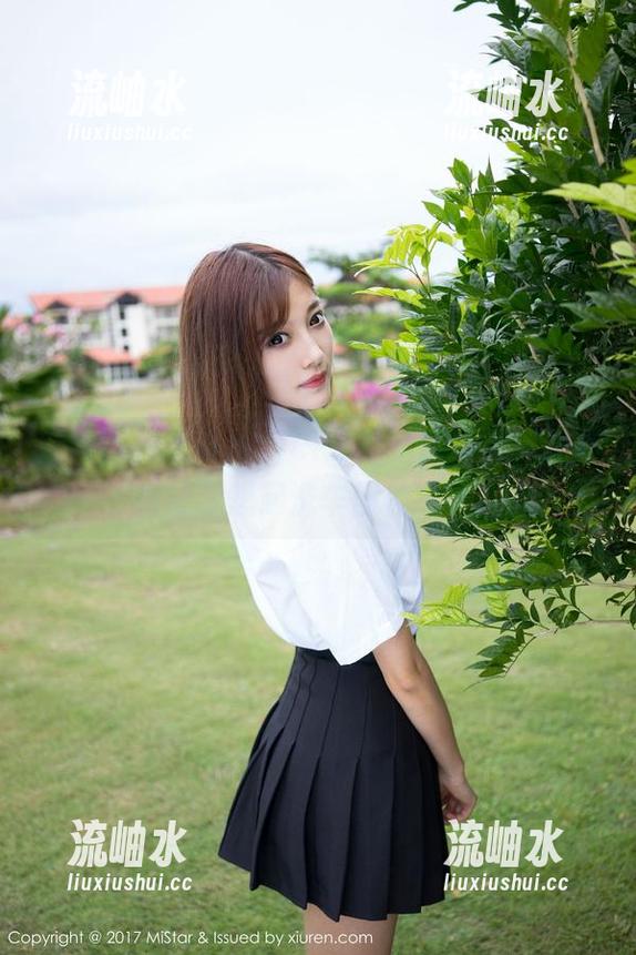 魅妍社 - 陈雅漫VICKY的定制写真，油亮得让我想起洗车那种滋味。
