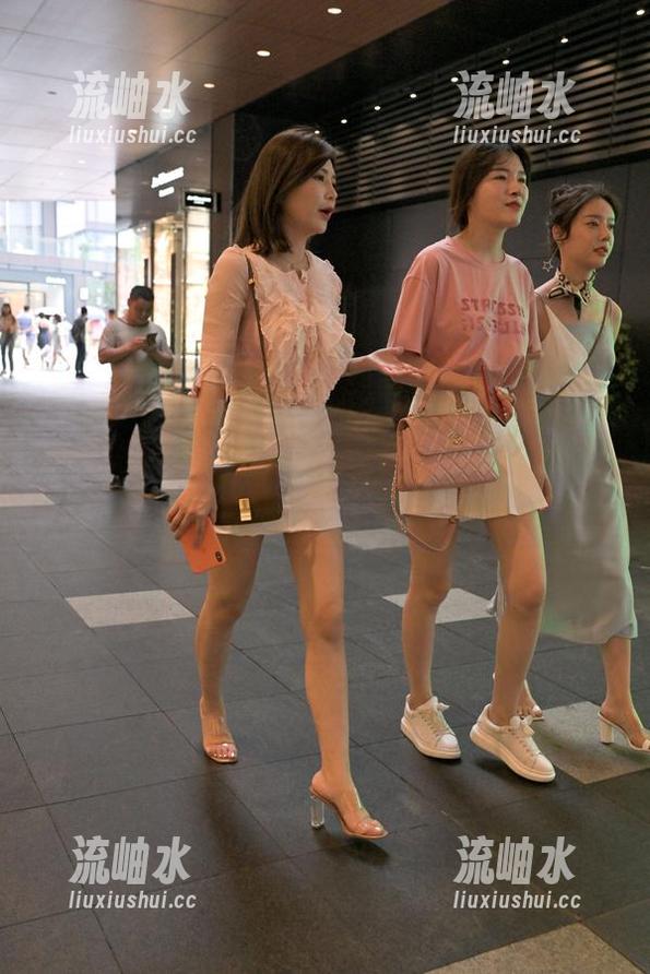 魔镜街拍-凯恩 魔镜街拍 - 雨季不再了?凯恩说新版天气预报上线,附高清原图!