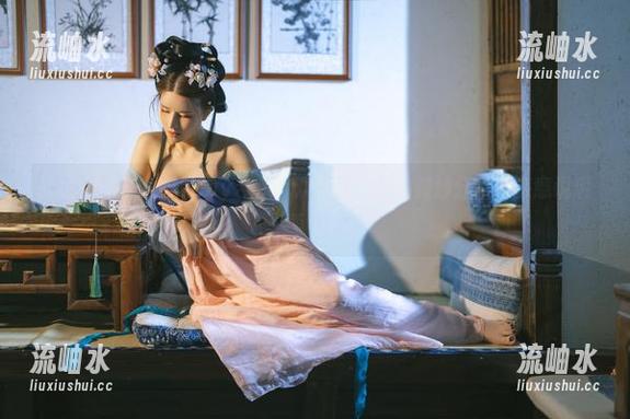 迷雾中的鹿八岁baby合集，双马尾少女的微妙分享，随意说说而已！