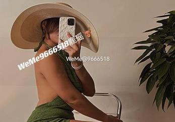 微密圈 – 鹿瑶的写真，问你介不介意情人换个角度？